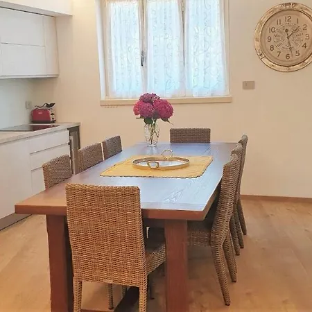 Fiori Apartment Colico